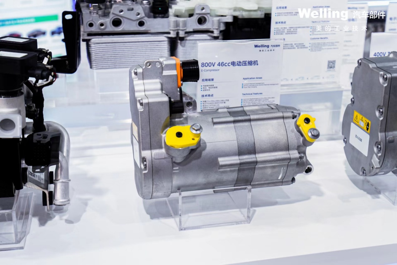 图片包含 室内, 乐高, 玩具, 卡车

描述已自动生成